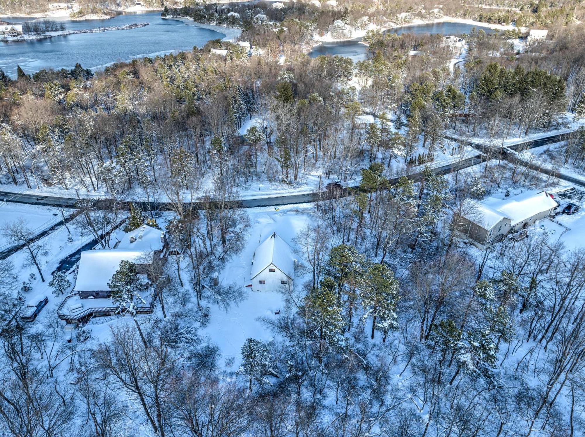 Long Pond The Sage Chalet In Emerald Lakes, Poconos! מראה חיצוני תמונה
