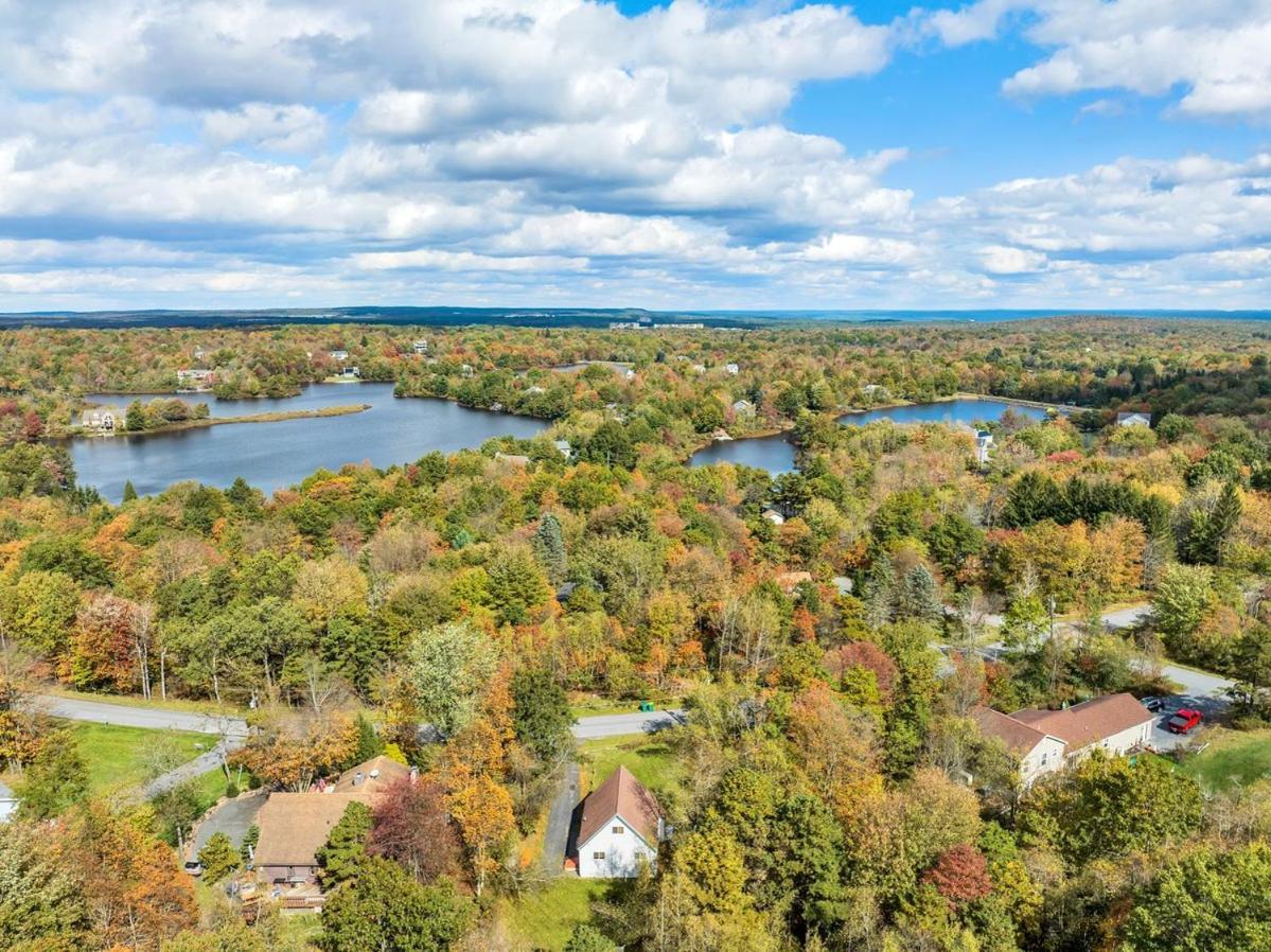Long Pond The Sage Chalet In Emerald Lakes, Poconos! מראה חיצוני תמונה