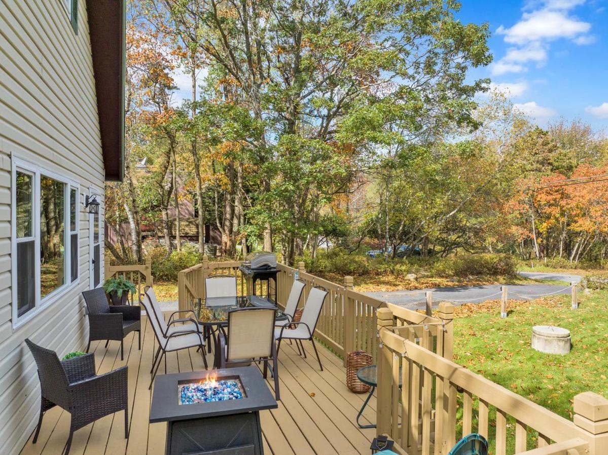 Long Pond The Sage Chalet In Emerald Lakes, Poconos! מראה חיצוני תמונה